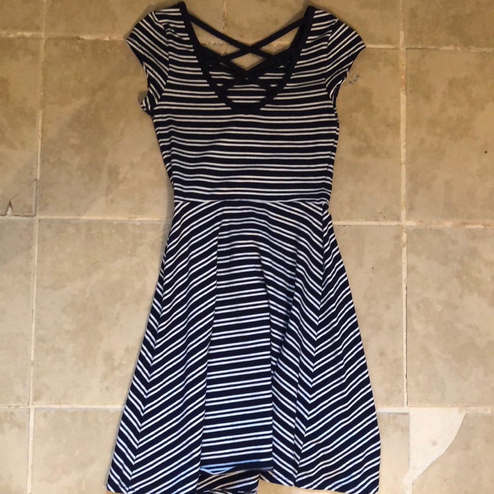Never worn - Picture 2 of 2